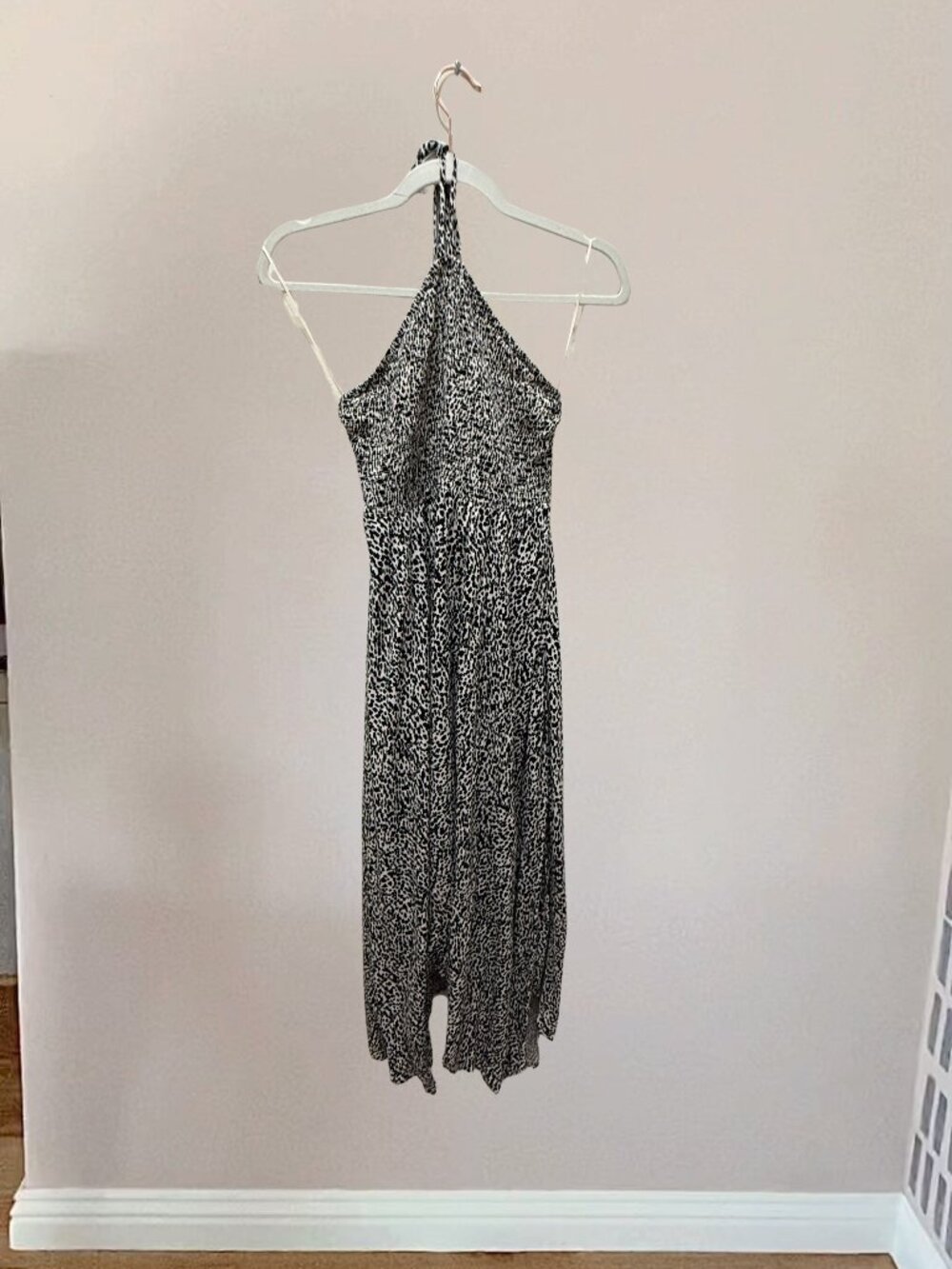 Old Navy Fit & Flare Asymmetrical Printed Halter Midi Dress (Size M)